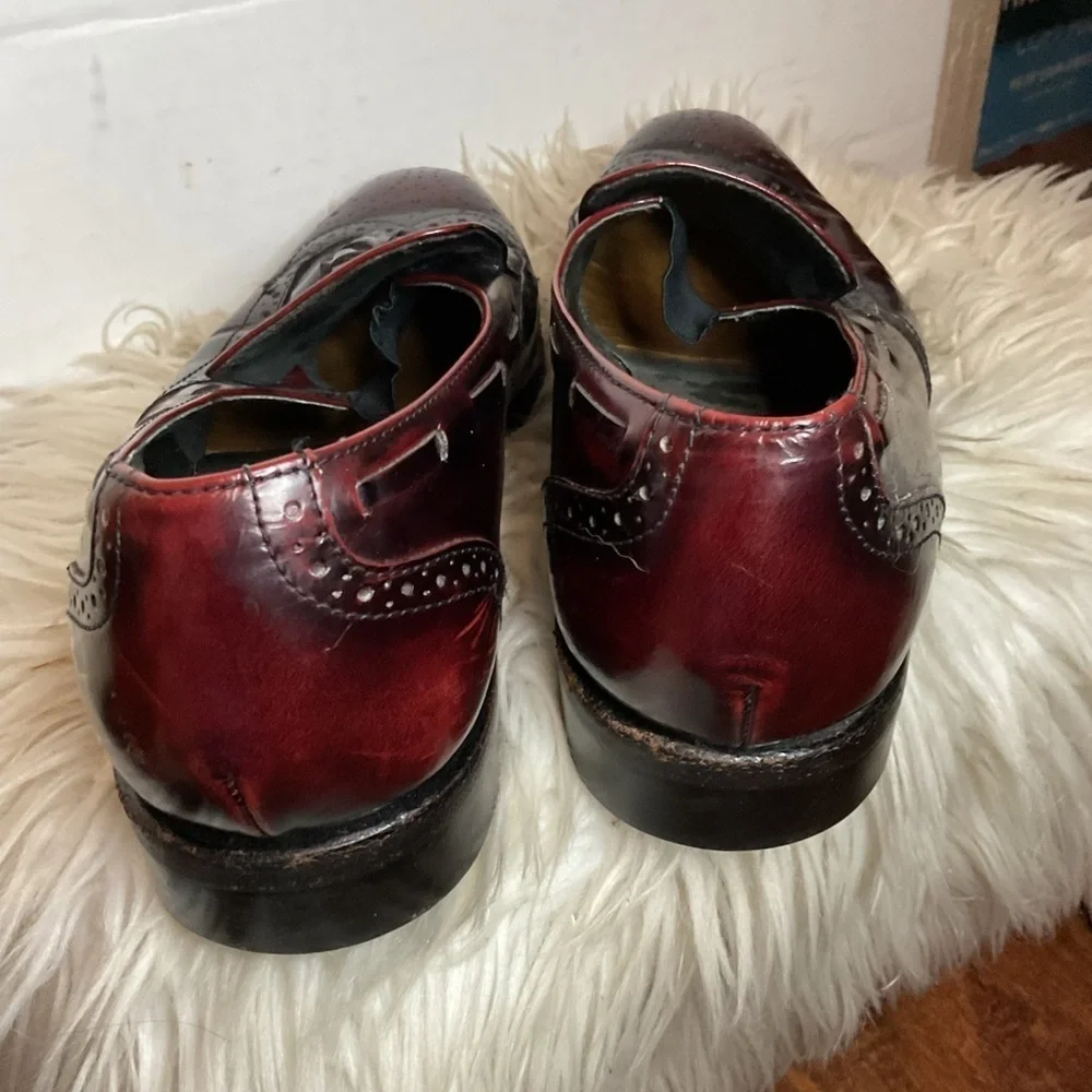 Jarman Men's Burgundy Leather Tasseled loafers 9.5 D